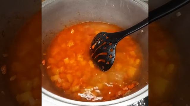 Чечевичный суп. Суп пюре из чечевицы. Самый вкусный суп. смотреть онлайн