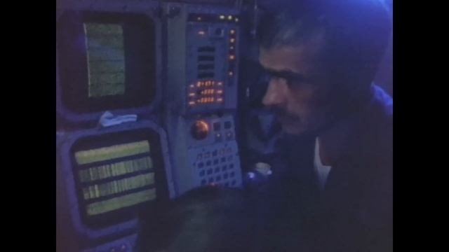 Watch A Submarine Hide Using Radar & Sonar смотреть онлайн