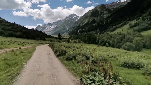 Архыз! Дорога до Софийских водопадов! Honor 20 электронная стабилизация) Част 2 смотреть онлайн