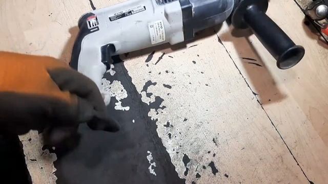 перфоратор работает только в вертикальном положении. смотреть онлайн