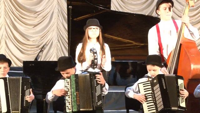 Весільні коломийки весільні пісні коломийки на весіллі смотреть онлайн