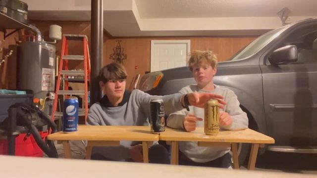 Episode 1: Nitro Pepsi, ZOA, and Monster Java смотреть онлайн