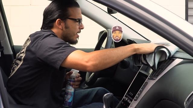 How To Quickly Clean Car Interior - Infiniti Q50 - Chemical Guys Car Care смотреть онлайн