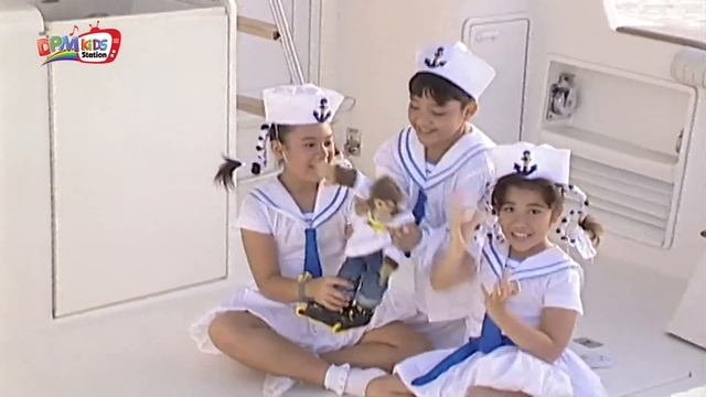 Saskia, Geofanny, Angie - Hello Dangdut (Official Kids Video) смотреть онлайн