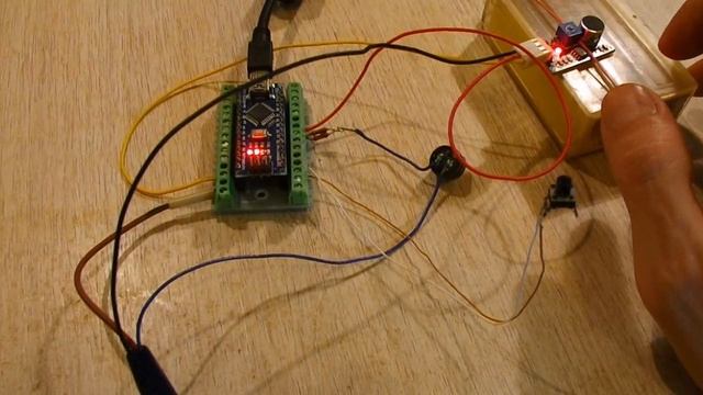 Ардуино. Кодовый замок с использованием датчика шума