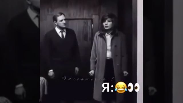 Когда с утра ищешь причину, чтобы не идти в школу #shorts смотреть онлайн