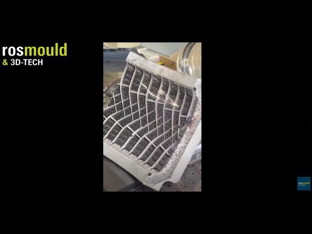 IPG: лазерная очистка пресс-формы. Импульсный лазер.