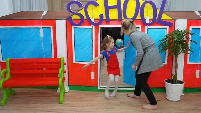 Eva and her school friendship with her friend смотреть онлайн