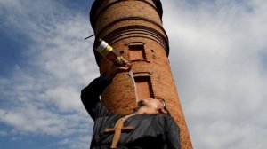 «Федеріко Фелліні» українська версія (пісня від KOSMIRAK)