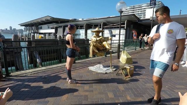 ЛЕТАЮЩИЙ МОНАХ. КАК ОН ЭТО ДЕЛАЕТ? | FLYING MONK | HOW DOES HE DO THAT? | ДНЕВНИК СТРАННИКА смотреть онлайн