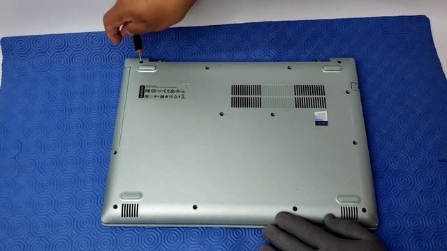 Cambiar disco duro 1TB LENOVO IDEAPAD 330 14". смотреть онлайн