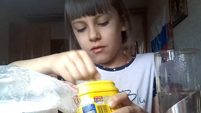Лизун из муки горячей воды и холодной воды смотреть онлайн