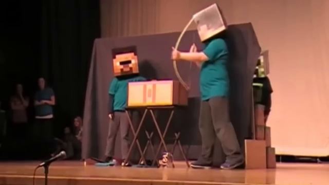 SCHOOL TALENT SHOW CRINGE COMPILATON смотреть онлайн
