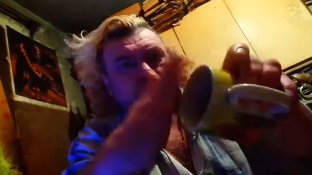 ПроРок Санбой играет на кружке смотреть онлайн