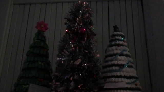 Выставка новогодних поделок в детсаду.Горный.Christmas Exhibition Of Handicrafts In Kindergarten