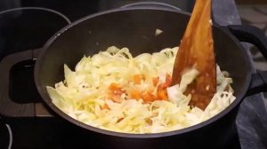 Овощное рагу с картошкой, капустой, кабачками и баклажаном. Очень вкусно и полезно!