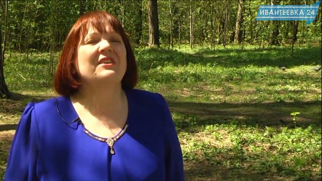 Раиса Криницкая читает свой поэтический перевод с французского 