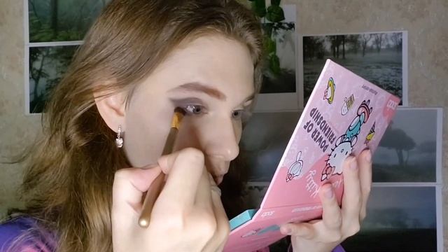 Базированный обзор на набор Hello Kitty & Soda / Красимся,разбираем ошибки в макияже смотреть онлайн