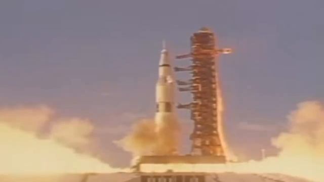 Comparison: The mighty Saturn V rocket and the new SLS rocket смотреть онлайн