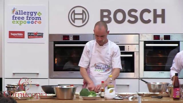 Chef Eddie Eriksson deliciously simple 'Tempey Stir Fry' смотреть онлайн