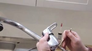 Как поменять кран на кухне своими руками - снято на видео4