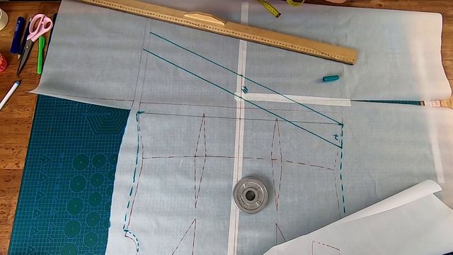 Оригинальная блузка с завязками лепестками. Яркий акцент для осениОригинальная блузка с завязками ле смотреть онлайн