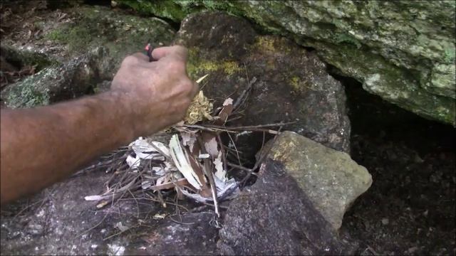 Making Fire w/ Volcanic Rock - Bushcraft / Survival смотреть онлайн