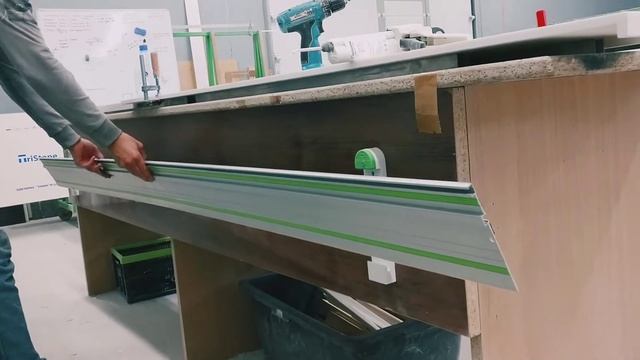 Держатель для шин-направляющих Festool смотреть онлайн