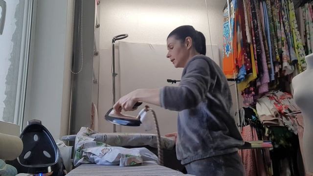 Весняні сукні та блузки шию/ ВЛОГ смотреть онлайн