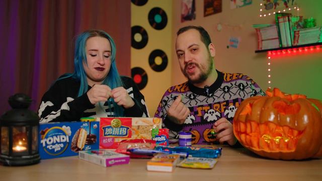 ПРОБУЕМ РЕДКИЕ СЛАДОСТИ СО ВСЕГО МИРА🍭| МУКБАНГ | ХЭЛЛОУН 2022 🧙 смотреть онлайн