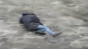жесть мужик чихнул огнём