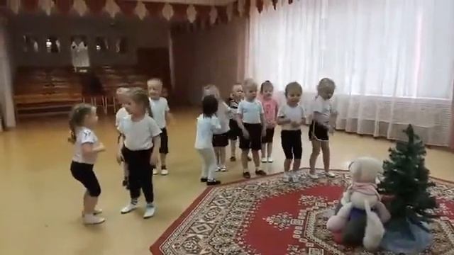 Занятия кружка "Ритмика для малышей" смотреть онлайн
