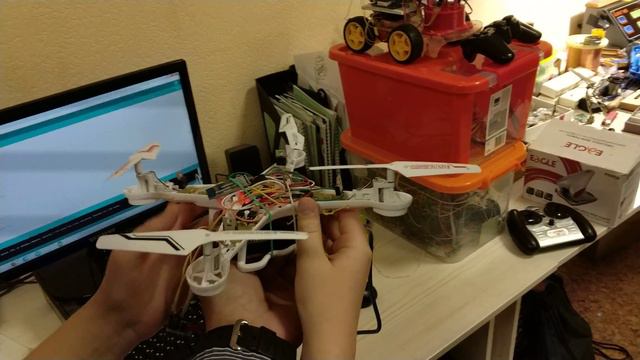 Саня первый квадрокоптер (Robocoding.ru) смотреть онлайн