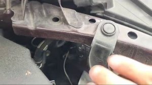 дополнение к видео замена ксеноновой лампы Toyota Wish 20 кузов