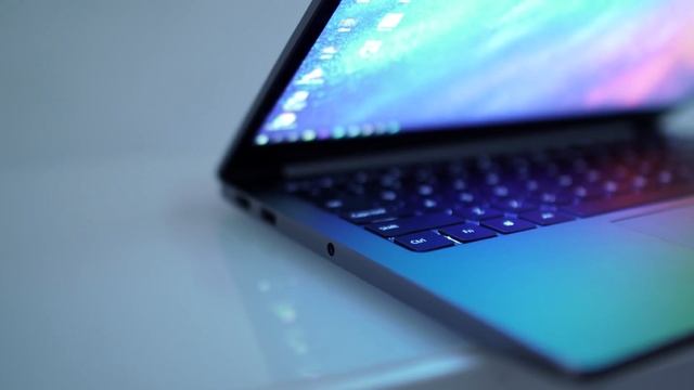 Xiaomi Mi Notebook Air 13.3” – recenzja | Alternatywa dla Macbooka? смотреть онлайн