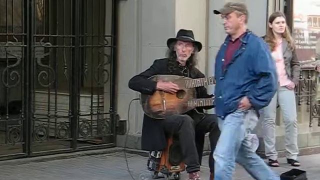 Музыкант на Арбате смотреть онлайн