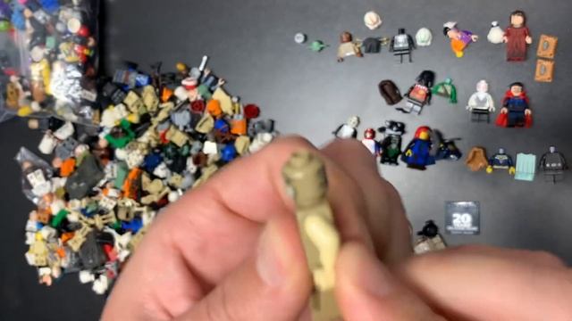 2.5 Pounds Of Minifig Madness Star Wars And Other смотреть онлайн