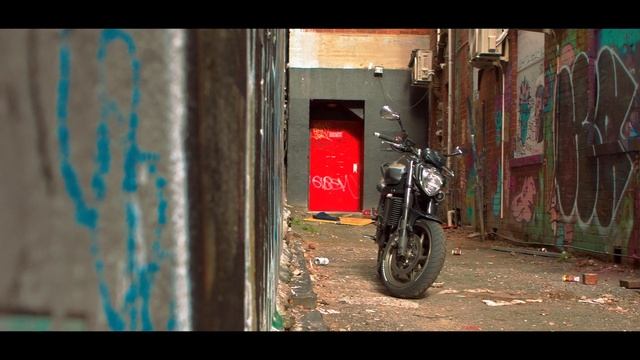 This KIT Lens is CINEMATIC with EOS M RAW! смотреть онлайн