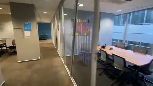 Modern office space available for rental in the Parktown business node. смотреть онлайн