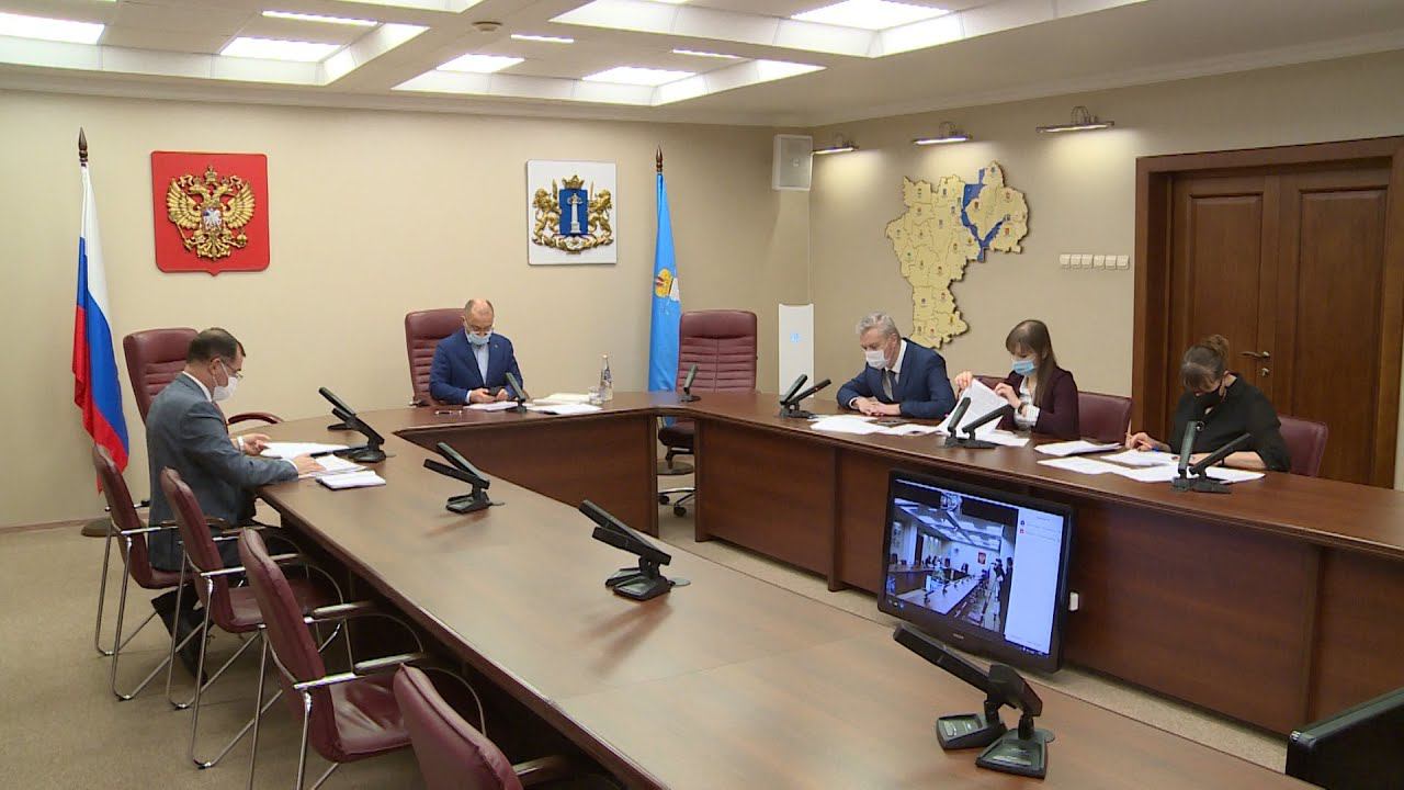 Состоялись первые консультации по обсуждению госпрограмм социального блока смотреть онлайн