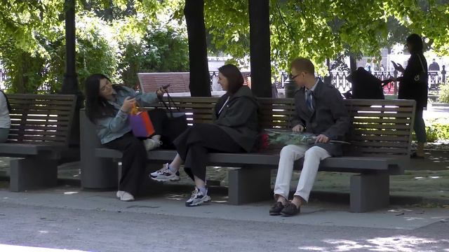 Знакомлюсь с девушками в разных образах. Антон Теляков Пранк смотреть онлайн