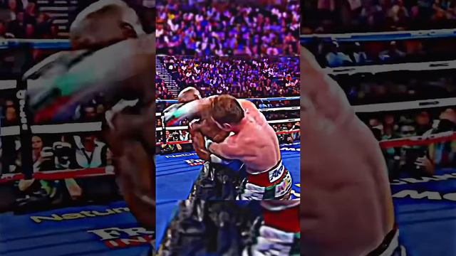 Canelo Alvarez🇲🇽 vs Floyd Mayweather🇺🇸 #floydmayweather #caneloalvarez #boxing смотреть онлайн