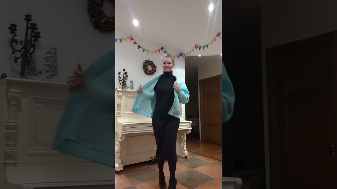 А всего-то купила себе новое платье и туфли. Немного несерьезного контента на нашем канале)) смотреть онлайн