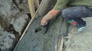 Укладка бетонной смеси глубинным вибратором
