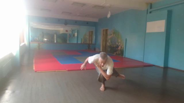 5 способов приседа на одной ноге смотреть онлайн