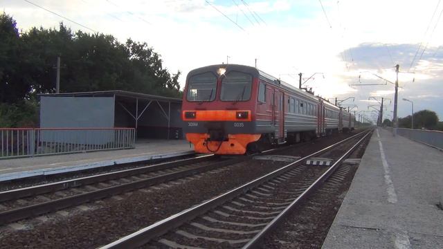 Электропоезд ЭД9М-0035 смотреть онлайн