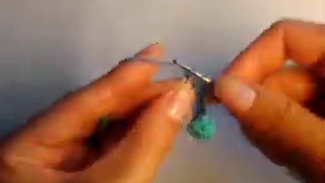 1. Как связать детские носки, мысок, 1 ряд.avi смотреть онлайн