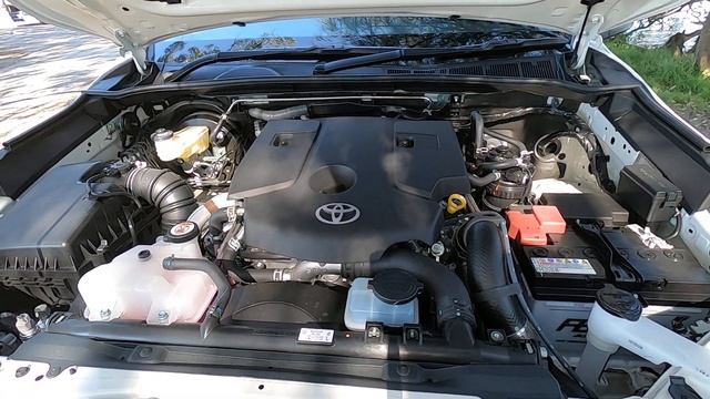 2020 Toyota Hilux SR5 Engine смотреть онлайн