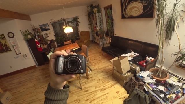 I try shooting good YouTube on an OLD Camera. (plus.., Li-Polymer Double A's ???) смотреть онлайн