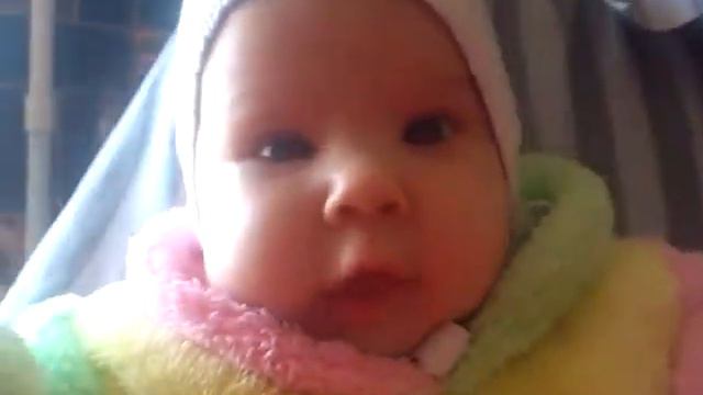 ЧЕРКЕССК. СОФИЙКА РАЗГОВАРИВАЕТ,ЕЙ ВСЕГО 2 МЕСЯЦА. смотреть онлайн